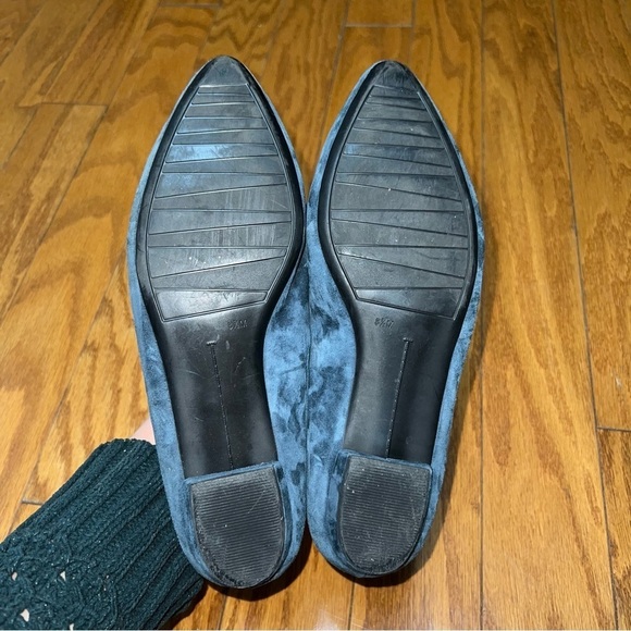 Vaneli Navy Blue Suede Fringe Flats Loafers Size 8.5M - Picture 5 of 8